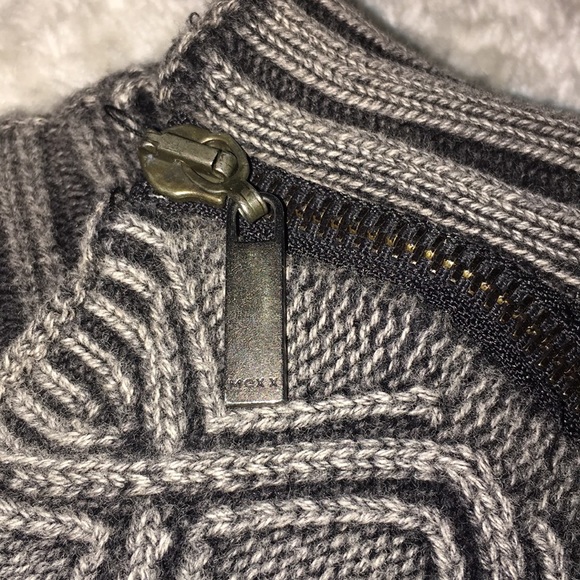 Mexx Mock Neck Sweater - Picture 2 of 3